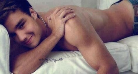 19. Gryffindor. Licantropo Spoonophobia. Forever Alone. Niall