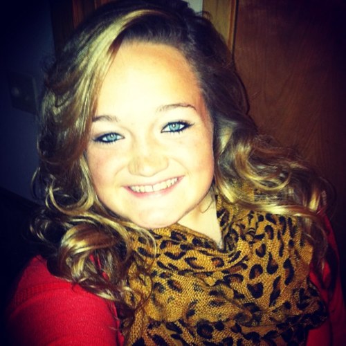 My name is Holland Claire Risinger. Im fun to be around and i can make anybody laugh:) i have blonde hair and blue eyes. I love to have a good time! #followme