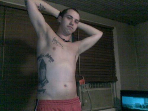 my name is Cody Fairview im 510 170 lbs im new 2 twitter