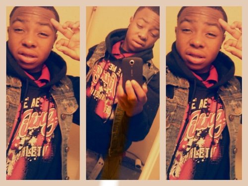 Got beef ? Stunnahgang or get banged,SIMPLE JREECE [BEEN LIVVE] Jr. anit neva been no punk mahn,I stay on sum [CHICKMAGNET] shyt, now follow a S.T.U.N.N.A.H