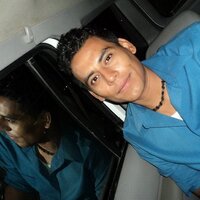 roberto (@kuhes) 's Twitter Profile