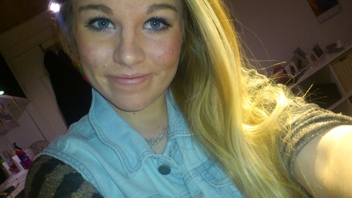 blondinemig41's profile picture. Danish Belieber - 15 år - Justin Bieber my everything. 20/4-2013! Believe tour!