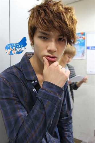 [1/6 top] leader;rapper