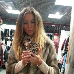 FOLLOW ME,FOLLOW BAСK