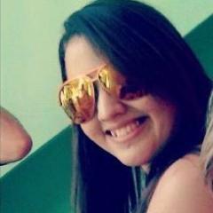 Fabricia Alves de Almeida, 18 anos, Acadêmica de Direito, Solteira, escorpiana e FLAMENGUISTA.