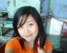 iis_uma's profile picture. Hargailah prsaan org lain...