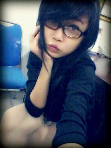 UGLYTEENAGE ! (Y)