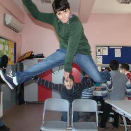 Bir öğrencinin dramatik yaşam öyküsü.