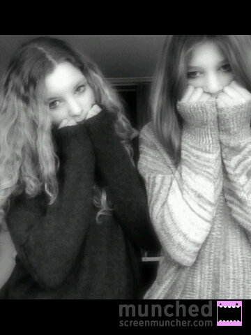 me bestie for ever @rooskuiper13 me twin @xkusRoxx me geakurd @lizjuuh regenboog @sonjakuijt follow me (L)
