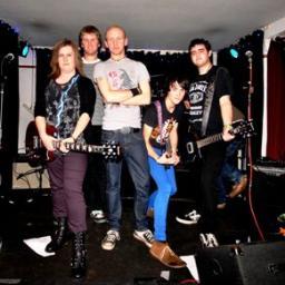 Annie - @AnnieLivewireHT,  Chris - @ChrisHTides, Hallam - @HallamCrafer, Rob - @blakey112, Ben - @BenDaltonUK