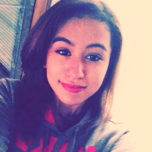 MiLoveHim's profile picture. 16 ❤ 
Scorpio ♏ 
FMOI: D33P_DIMPLES16 
Sophmore 
Taken by Harry Styles ❤