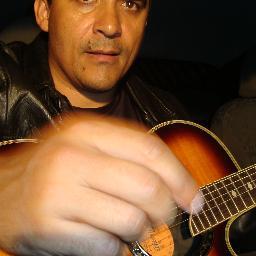 musico e corretor de imóveis