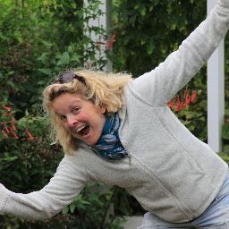 Veidey's profile picture. Mum, wife, teacher of English, rugby coach: loves dancing, reading and being creative.Professionally,always looking for ways to improve teaching and learning.