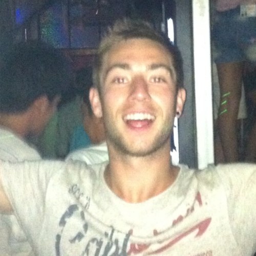 dubbs87's profile picture. official twitter page of me david wesseldine aka dubbs big on snowboarding footie and drinking drop me a tweet i will reply