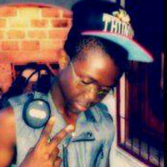 Juniormavoungou's profile picture. B.A.B