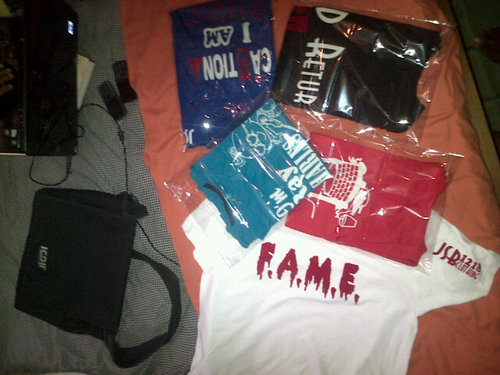 teamjsbclothing's profile picture. RT or DM Me 4 Custommade Tees, Caps, Polos, Cartoon Tees, Slips, Banners, Flyers, Hoodies, Varsity Jackets e.t.c... Finest Quality.. #