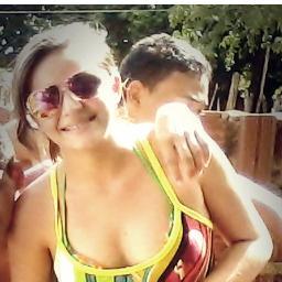 16 Anos Virginiana,Forrozeira, chata ,loca, metida, feliz, espaçosa e Carinhosa. Palmeirense&Americana ate morrer ! *-* Paixões : DEUS,Familia e Amigos s2'