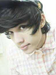 ' Isa ♥ Mari ♥ Lara ♥ Fêh ♥ Bruno & Gi ♥. 14 anos/Feio/CIUMENTO/Chato/Leonino/Skate ♥ #Adoro morder as pessoas ;3 Segue ? '-' SDV ♥