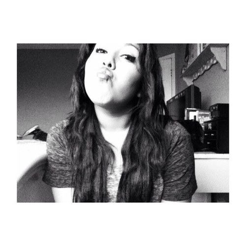 Follow me & I'll follow back .