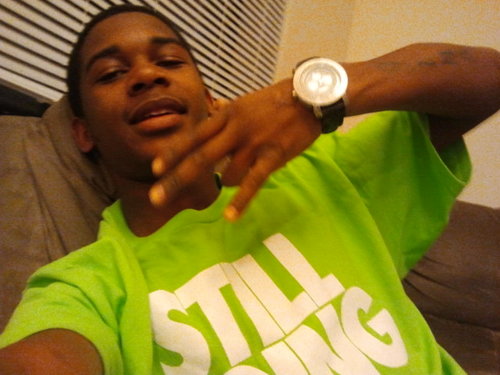 UUUUU'$ 5THCITY HOMAN N MONEY GANG FOLLOW ME GET FOLLOWED BACK !! MAN I LOVE MY MONEY WIT HA CONCEDED SELF #HANNNN #MUNYtEAM #FOLLOW MY #TWIFFEY @FIGB_Nel23