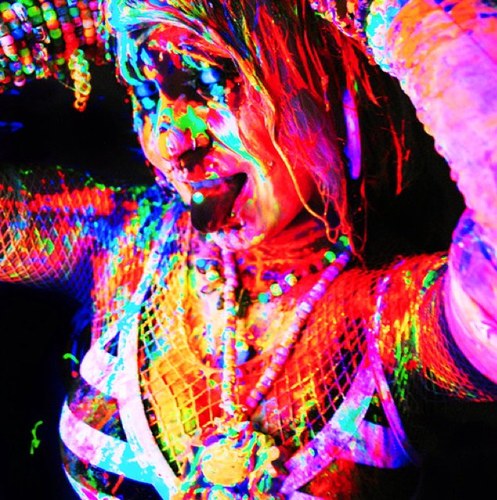 RealPLURgirl's profile picture. Baby anon who loves raves, weed, hot boys, sexy girls, @diplo, and pure thoughts