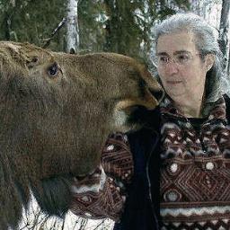 Moved from Vancouver, headed north in 2006 & love it. Member of Northern Lights Wildlife Refuge. Freelance proofreader;, my blog consists of my book reviews..