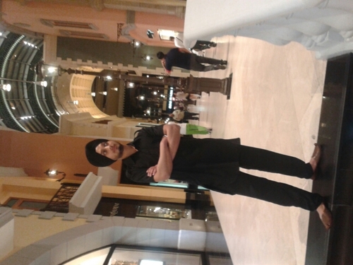 honeysingh095's profile picture.