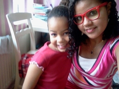 meisje/15 jaar/ hockeyster hvs mb2/ love music/insta:yureentje