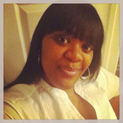 DonnaLizz's profile picture. Live Laugh Love ❤️