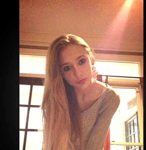 pink_blondi's profile picture. Hay i just met yooh! And this iz crrraaazzzzyyyy!!! But there's that button! So follow me maybe?!?!