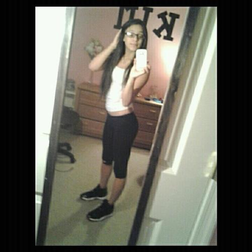 kimmberlyy14's profile picture. 