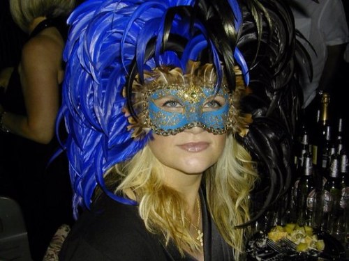 sche11sey's profile picture. Contract Furnisher specialising in curtains, blinds & soft furnishings making. Working closely with designers for commercial & domestic projects.