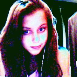 ame quem te ama ñ quem te faz sorrir pq quem te faz sorrir te engana e quem te ama sofre pot ti!!!!!
http://t.co/ZzuLI00A