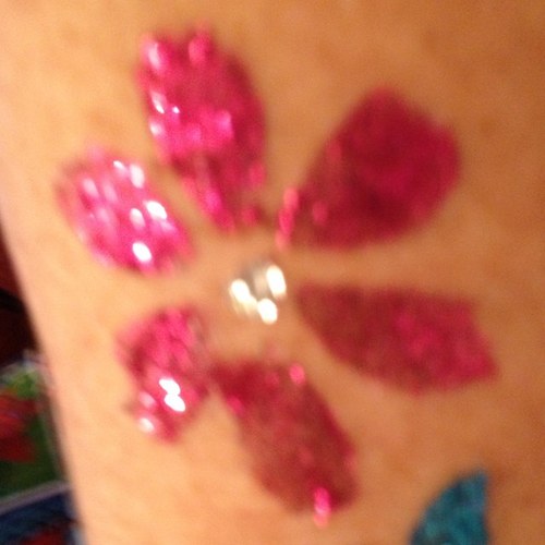 nikkignc's profile picture. 