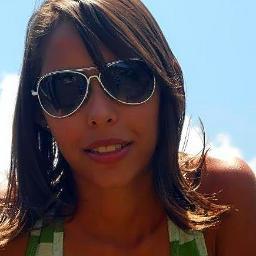 Sou pessoa de dentro pra fora. Minha beleza está na minha essência e no meu caráter.  Estou aqui é pra viver, cair, aprender, levantar e seguir em frente.