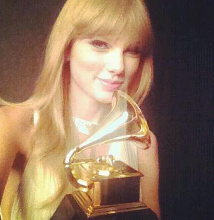 OhMySwiftie13_ Profile Picture
