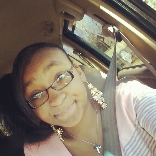 ♡ Im Smart.  Caring. Lovablee. Funny. Singleee  .! Follow Me I Will Follow Back .! ♡