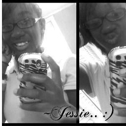 Jessie_Wuvs_UU's profile picture. whaddupp...?  it's Jessie :)  and you obviously care about me to be reading this right now.. :)  if thiers anything you wanna know don't be scared to ask I won'