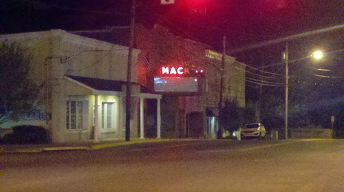 A happy guy in a small town with a wonderful family just trying to leave the world better than I found it...