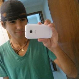 Simplesmente isso e fim /  Namorado da @NaathTaverny