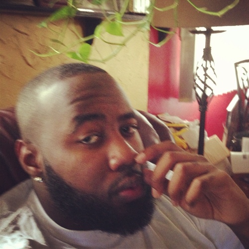 DaveNBust_Her's profile picture. Im Me, I Do Me, and Chill..