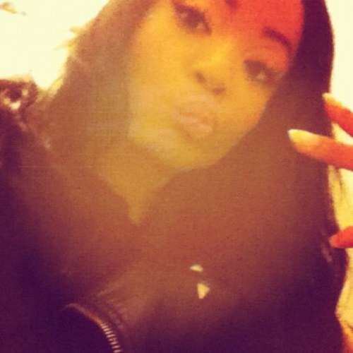 BMARIE ♡ I'm somebody that you should know