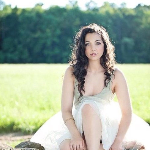 StellianaC's profile picture. Busy: East Side real estate in Chanel. Come by for any meal.