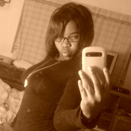 Kiaraaaa (: | FCHS | #13OSS | Part Time Job Turning Up W/ @BossGittMookie_ | Uhuhhhh ^_^ | #JustFOLLOW !
