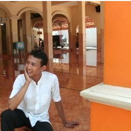 DheAlid79's profile picture. 