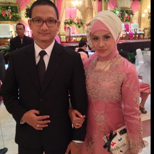 ayuparamita's profile picture. Seize my day as mother in #themuttaqins family and working woman for telco company