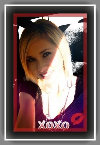 ashleyb0217's profile picture. 