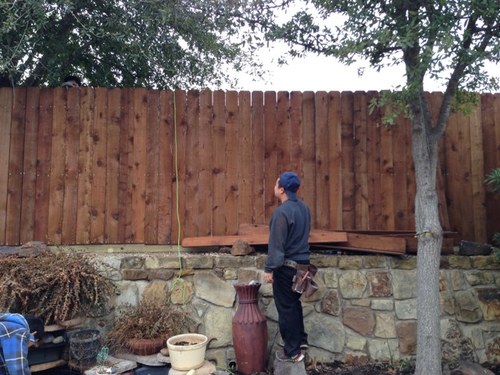 Serving Dallas MetroPlex 
Fences: Residential/Commerical
Chain-Link
Wrought Iron Fences
Yard Trimmings/Yard Work
Concrete Work
Power-Washing/Staining