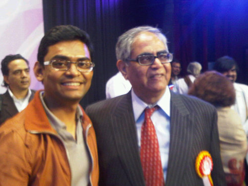 An avid lover of Urdu poetry, Faiz, Faraz, Firaq, Ahmed Nadeem, Sahir and many more!!