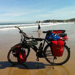 Outdoor, Voyage, Nature & Aventure, Surf N' Bike  organise des trips avec étape à vélo sur la Vélodyssée le matin et session surf coachée l'aprèm (tous niveaux)